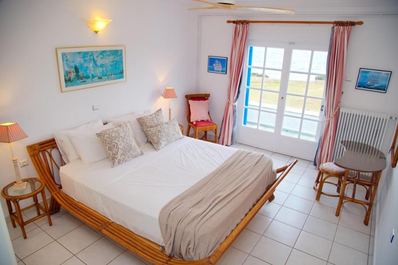 Aroura Homes 4Br Beachfront Villa Spetses Town Bagian luar foto