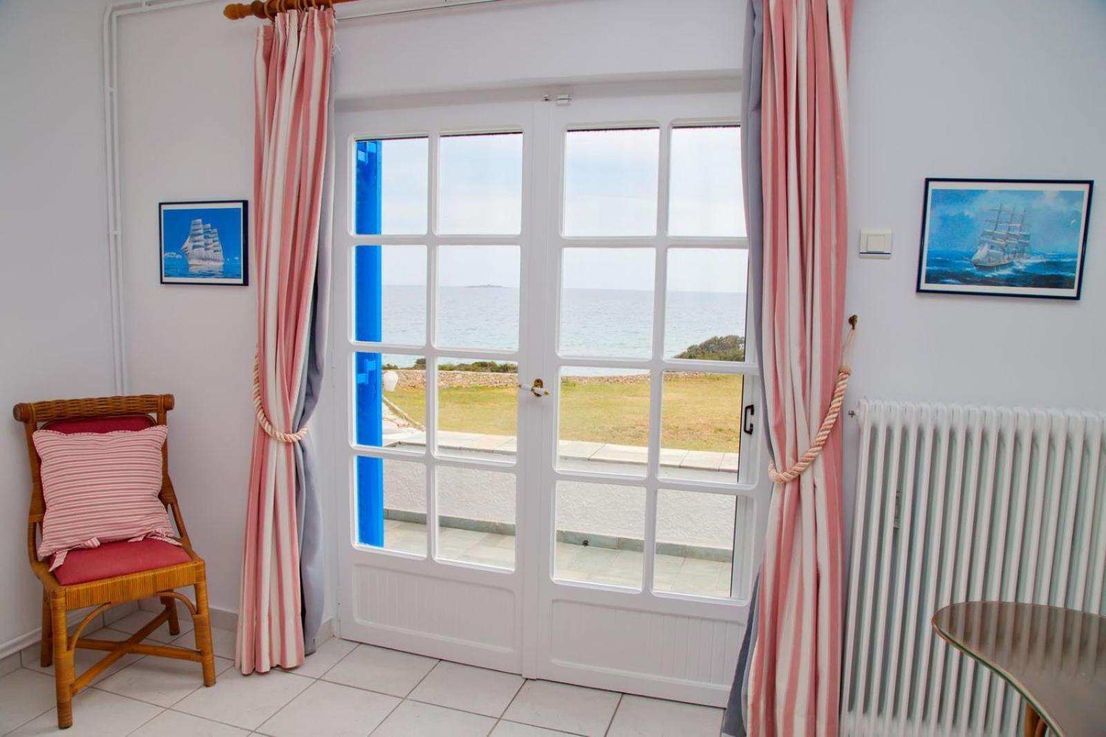 Aroura Homes 4Br Beachfront Villa Spetses Town Bagian luar foto